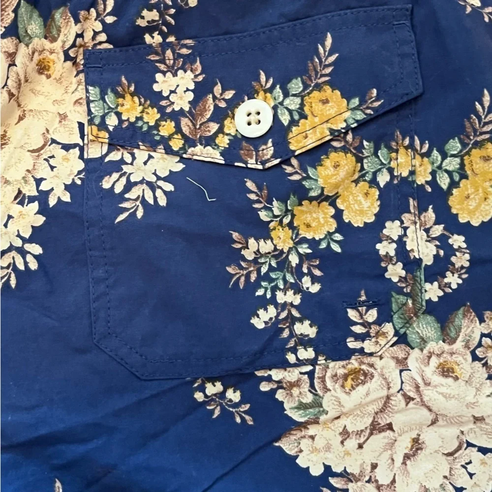 J Crew Men's Blue Floral Dock Shorts, Size Large